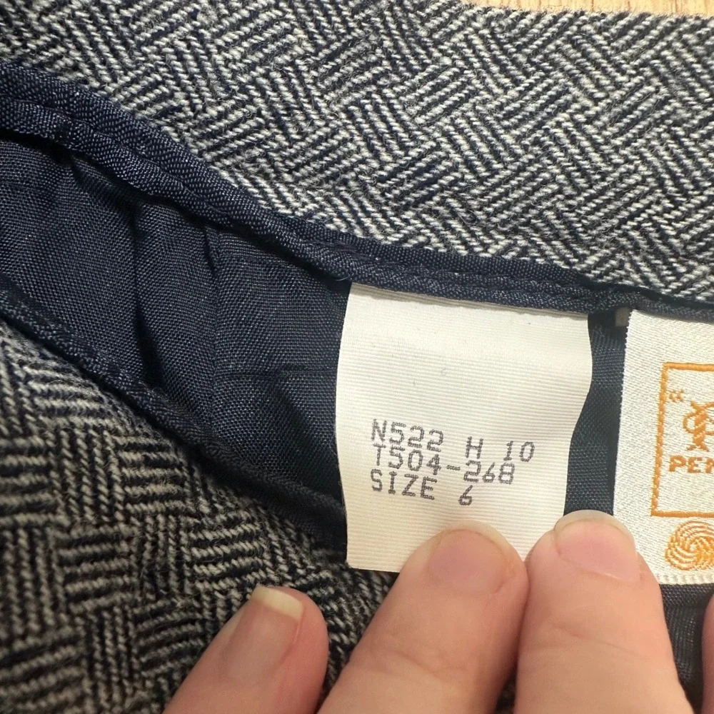 PENDLETON | Women's Vintage Wool‎ Blend Gray Herringbone Tweed Skirt, Size 6